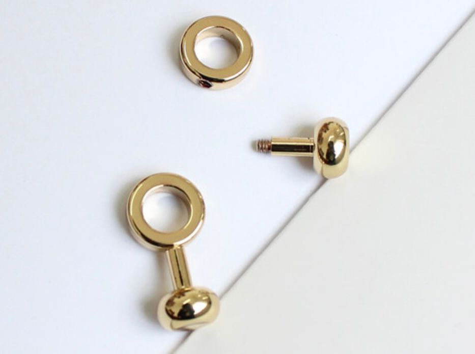 Gold Screw D-Ring Bag Chain Connector