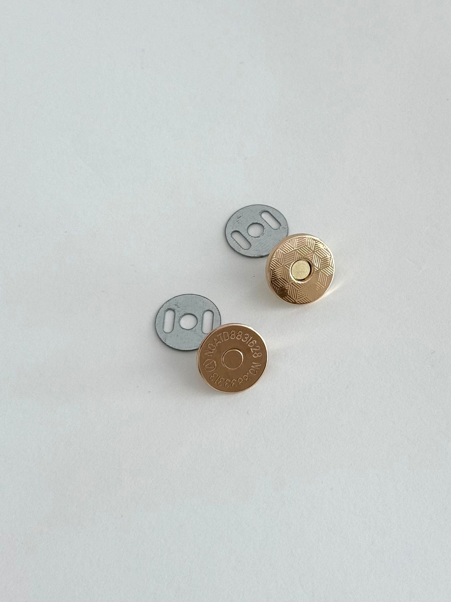 18mm Slim Gold Magnetic Snaps for Raffia Bags
