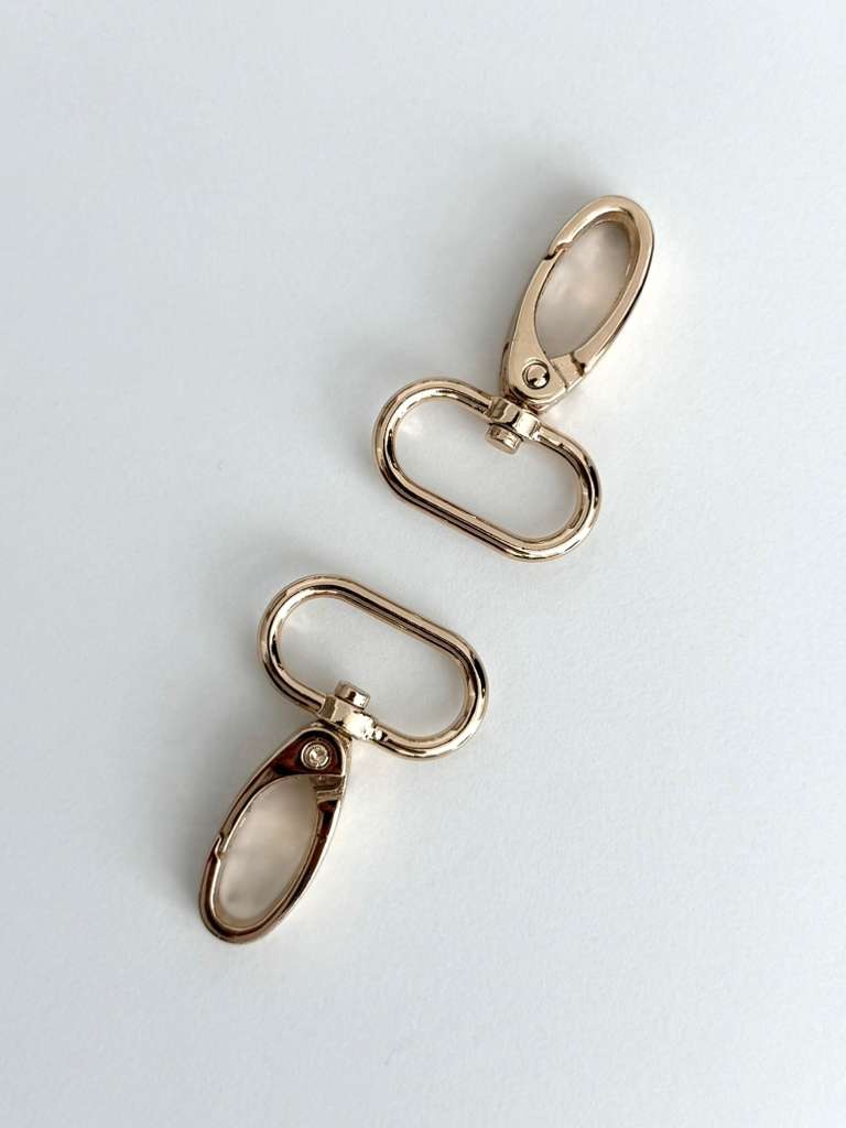 1 inch (25 mm) Oval Gold Swivel Clasp – AZIZAM RAFFIA