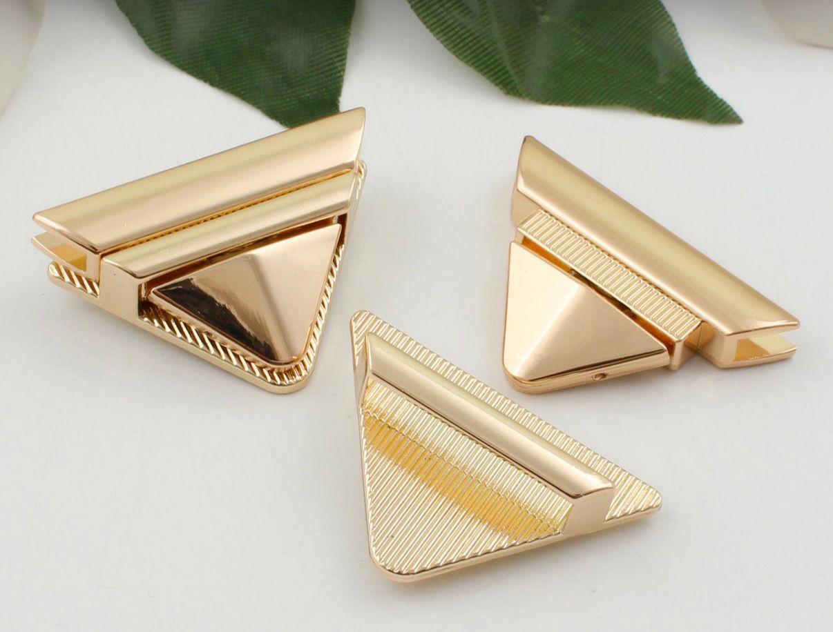 Small Metal Purse Lock – Light Gold